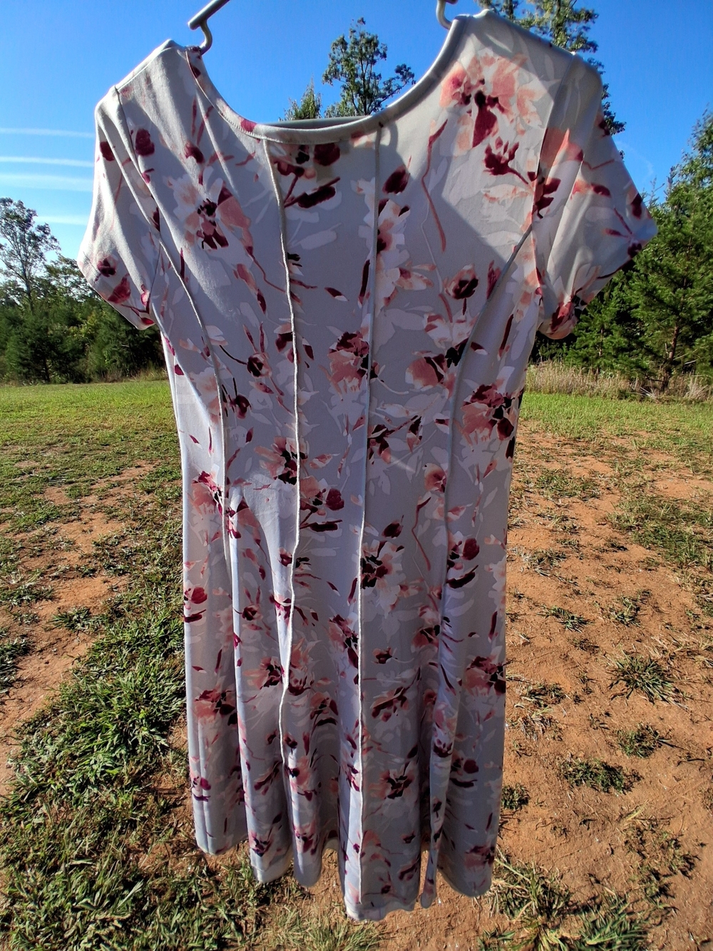 Sami & Jo Panel Midi Dress Gray with Rose Print Woman's Size XS - Picture 4 of 6